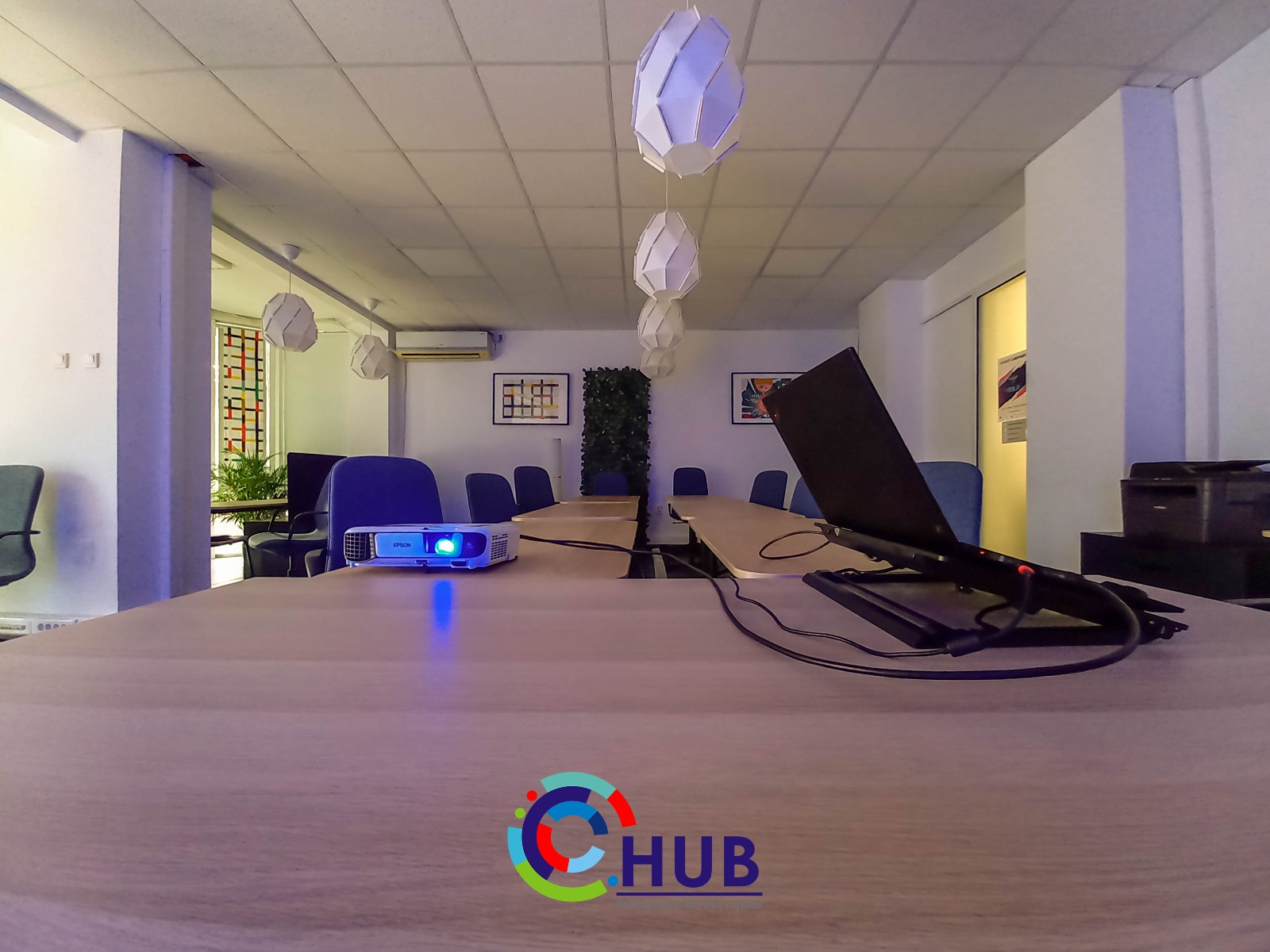 C.HUB